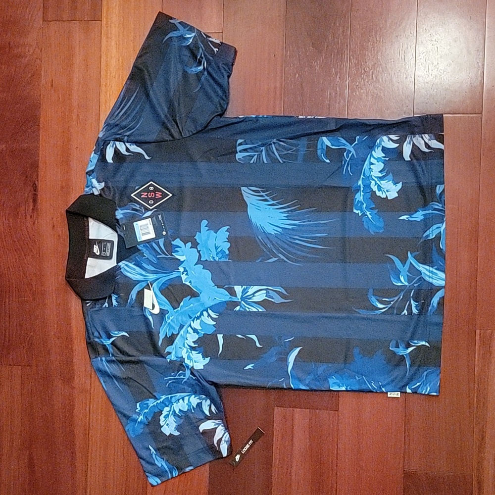NEW Medium Nike Sportswear Loose Fit Floral  NSW Polo Shirt